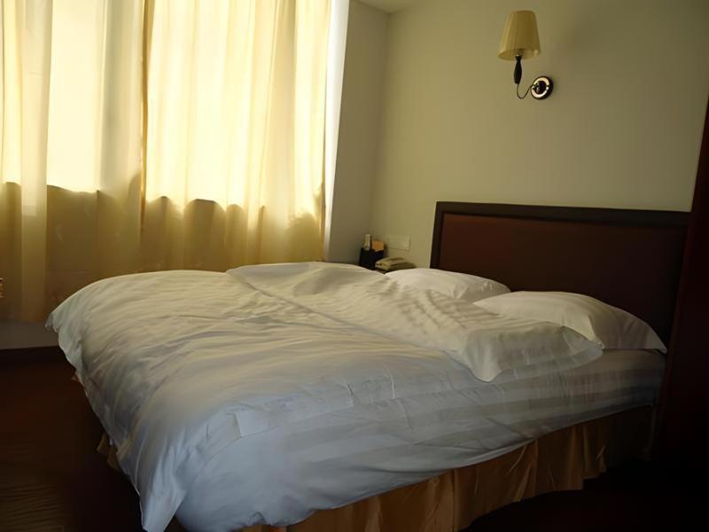 Aditya Hotel Куала-Лумпур Экстерьер фото